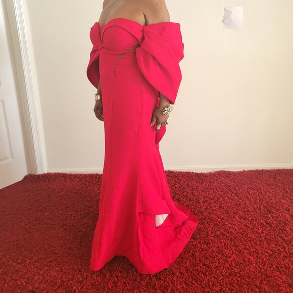 ALLURE Puff Sleeve Ruched Sheath Gown | Off-Shoulder Sweetheart Bodycon Formal - Picture 4 of 10